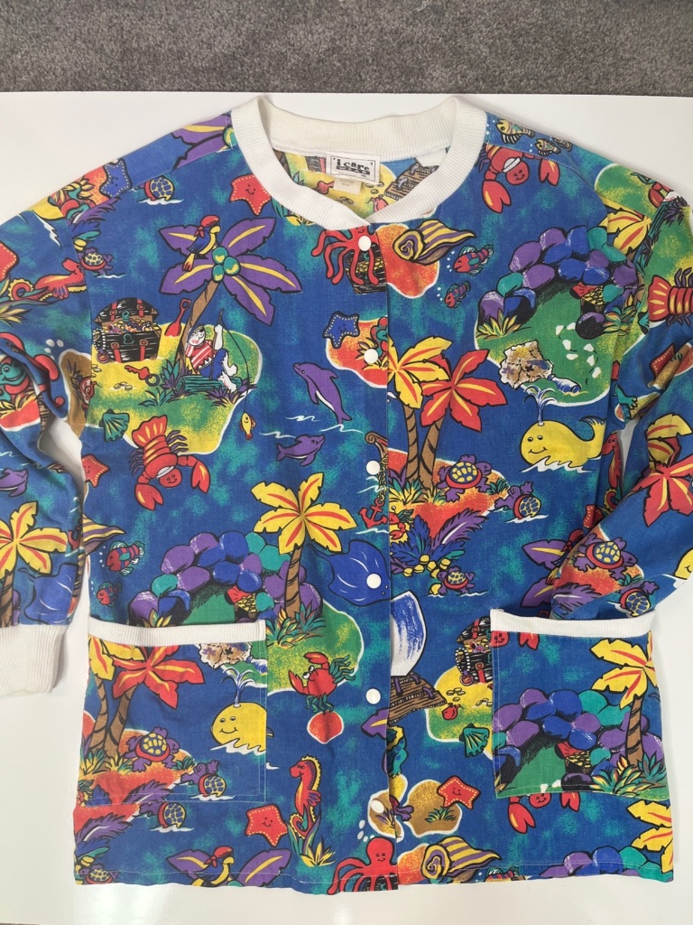 Vintage Scrub Jacket Tropical Island Ocean Snap Buttons Made in USA Size Medium
